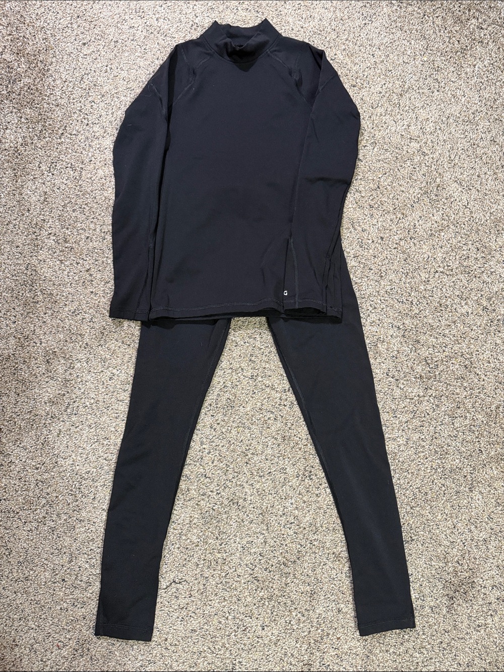 Black Heat Gear Set from Dick’s Sporting Goods (DSG)